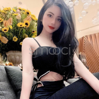 Miu Miu – Who will you belong to tonight 😜😜