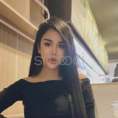 Monika – Hi guys 💋😘