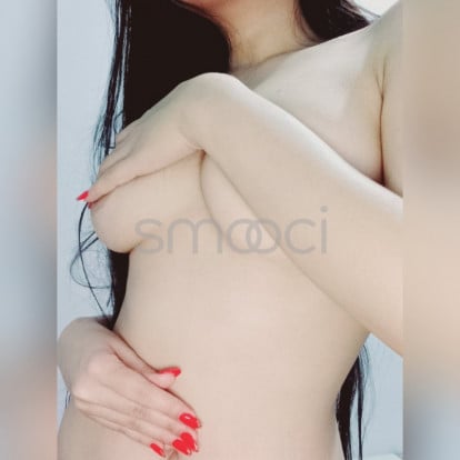Naya – A slot opened up tonight, available for appointment. Book an appointment via Smooci 💌