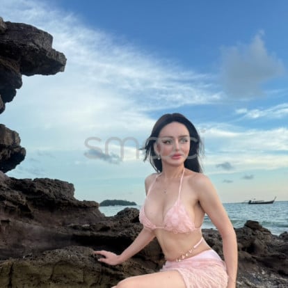 Natalie – Hello I'm available 🐍 💦 🍑 ☺️ 