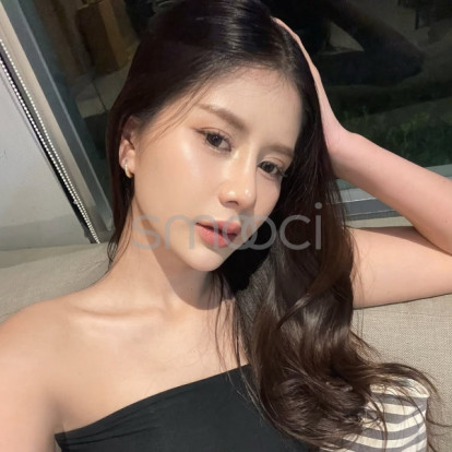 Naumi seviena – Hello dear I am available 
