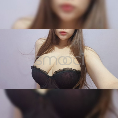 Naya – Of course, I cater to women as well, not just to gentlemen.
Couples are welcome, too.

So, book an appointment with me and let's spice things up. 💋