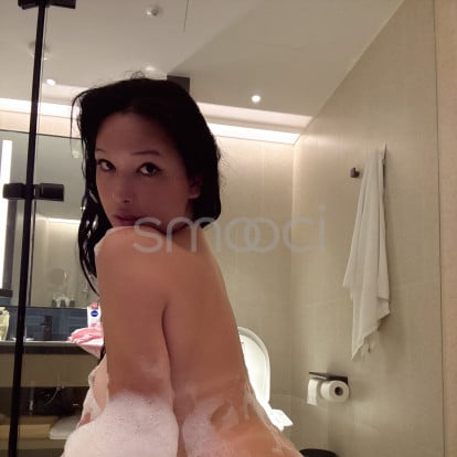 Nicole – Its hot today 🔥🔥🔥