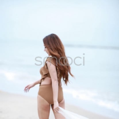 Nina – Available​