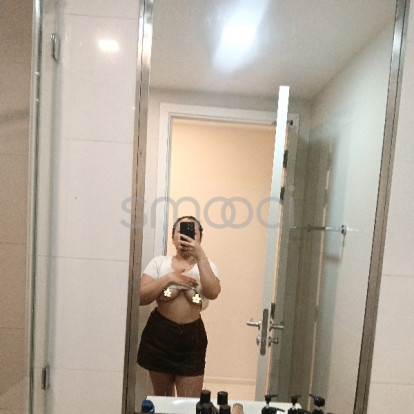 Poppy – 🥳😘🌻😜