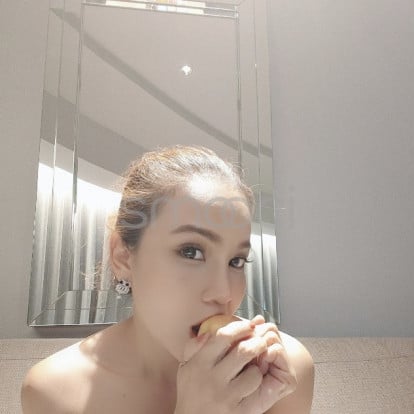 Rinda – Would you like to have an apple together?