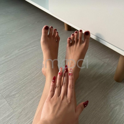 Shy – Foot fetish?? Im available now❤️