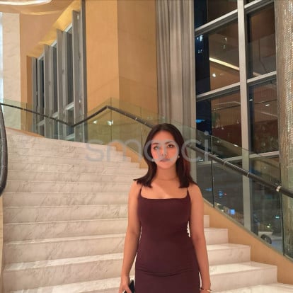 Sofia – Hi, everyone nice to meet you I'm new here