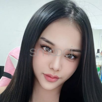 Stephanie – Lonely 🥺