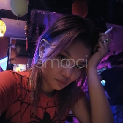 Thea – Meet me in my workplace? 👅