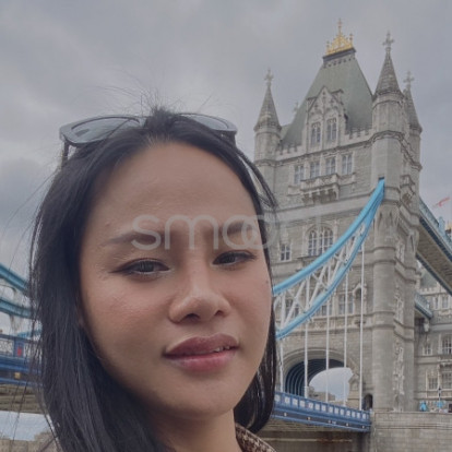 TS Shela – Hi guys im in London now 
