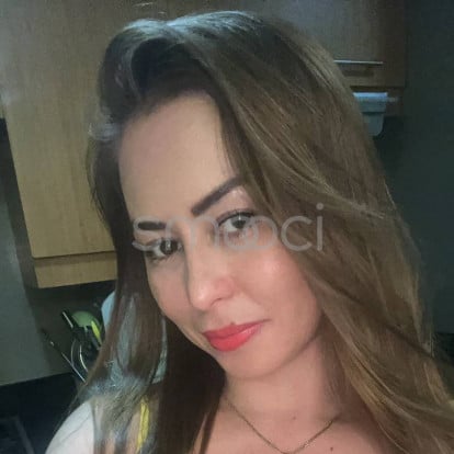 Vanessa – Book In advance ❤️cheers 