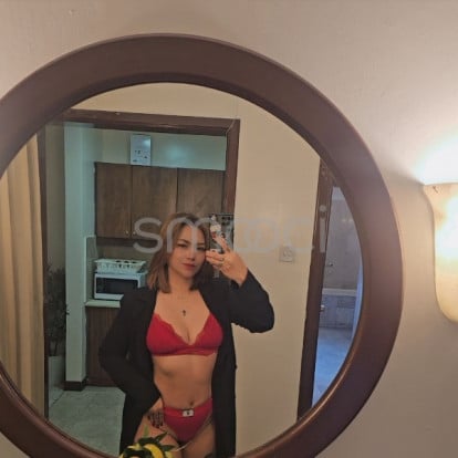 Vee – Here in hk now