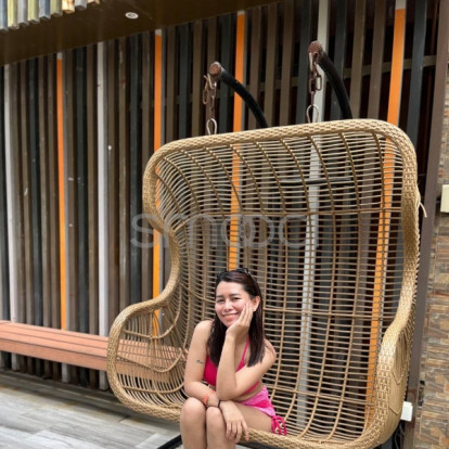 Wine – Hi baby im back im available  now dont hesitate  to book me i am good person🥰😋 