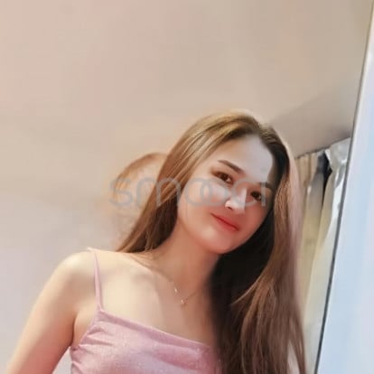 Wren – Hi 👋👋👋I'm free today, let's meet. 