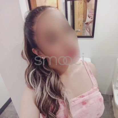 Zephyra – 👑 QUINN 🦢✨your Enchantress🔸🔸🔸