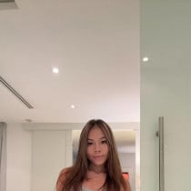 Aila Smooci model