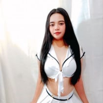 Akie Smooci model