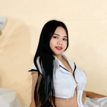 Akie Smooci model