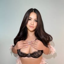 Alina Thick girl Phuket Escort