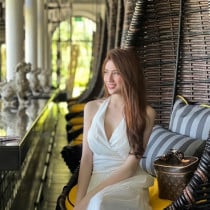 Ana Fitrotun Nisa Bali Escort