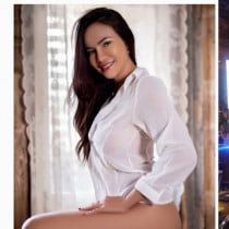 Anna Smooci model