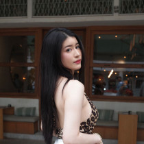 Anne Manila Escort