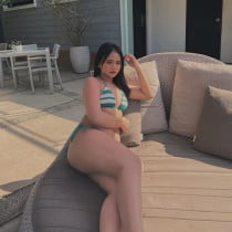 ayisi Manila Escort