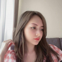 Luna Jakarta Escort