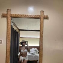 Azelea Cebu Escort