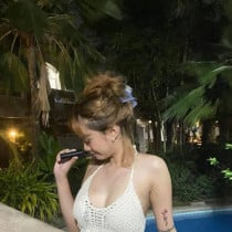 Cassey Smooci model