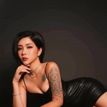 Chennie Smooci model