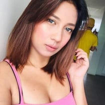 Chloe Manila Escort