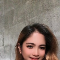 Chloe Manila Escort
