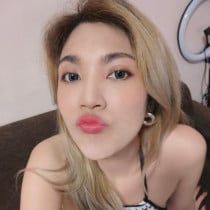 Coco Smooci model