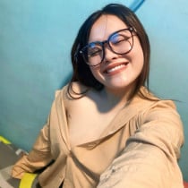 Coline Manila Escort