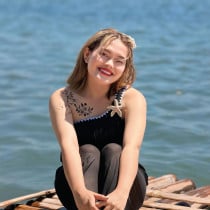 Coline Manila Escort