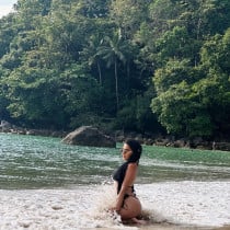 Cristal Singapore Escort