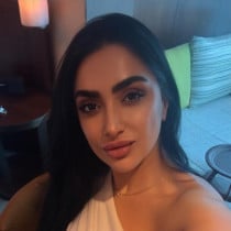 Cristal Singapore Escort