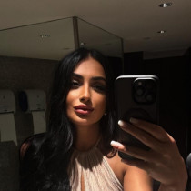 Cristal Singapore Escort