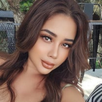 Emma Bangkok Escort