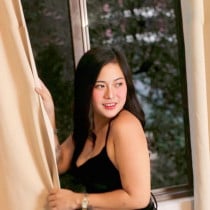 Lexy Manila Escort