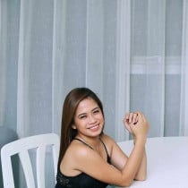 Heather Smooci model