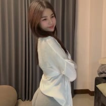 Clara azumi Jakarta Escort