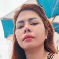 Julia Manila Escort