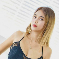 June Singapore Escort