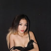 Lexie Manila Escort