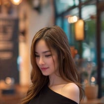 LINDA Bangkok Escort