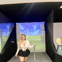 Louise Manila Escort