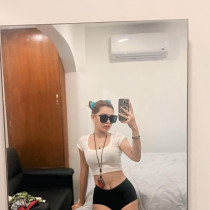 Lovely Manila Escort